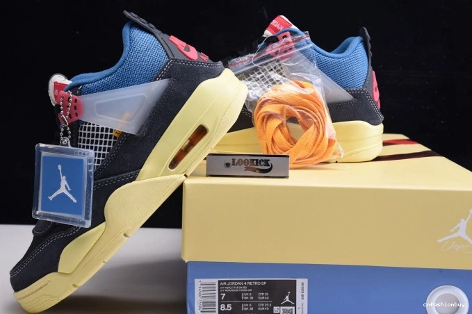 DC9533-001 OFF UNION AIR JORDAN RETRO NOIR 4 1207